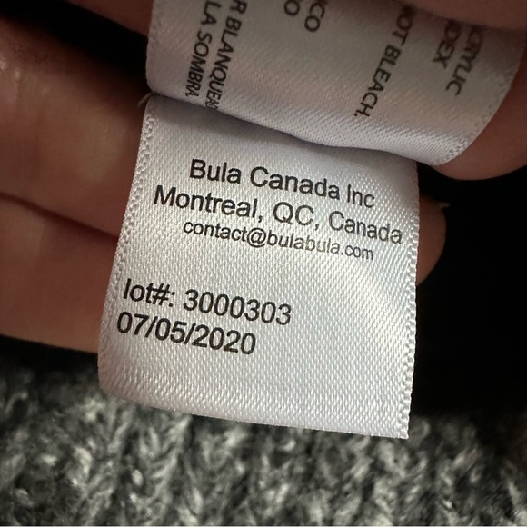 Bula Gray Chunky Wool Blend Knit Hat with Pom - Picture 9 of 10